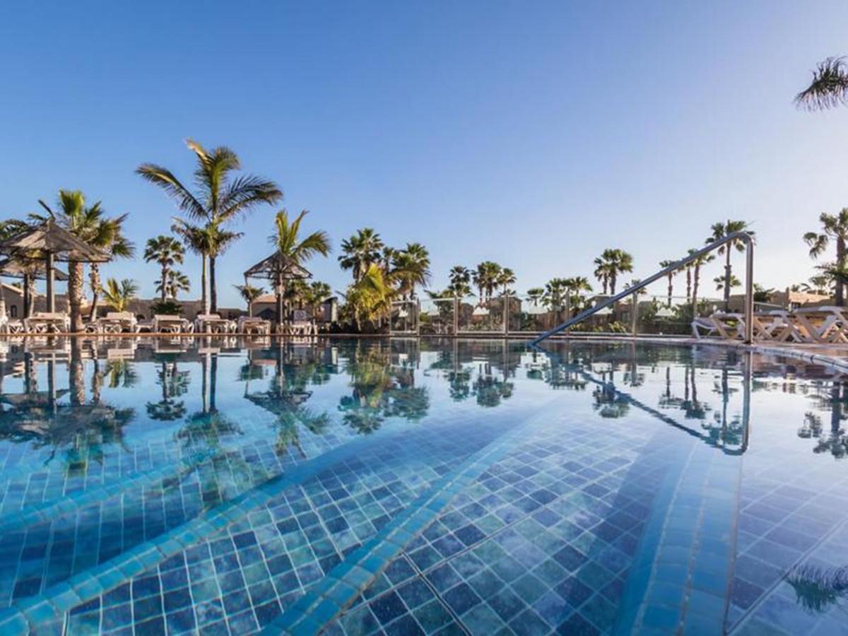 Family Apartment 1 Bedroom With Pool View 2 - Oasis Duna Resort Corralejo Dış mekan fotoğraf